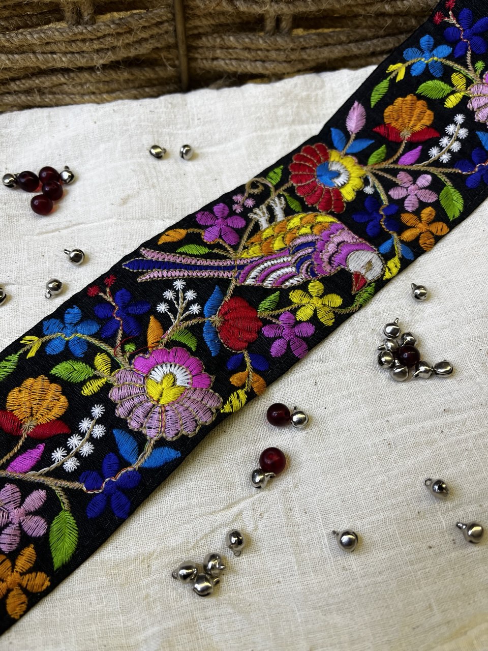 OD2510 Multicolor Bird and Floral Embroidered Trim