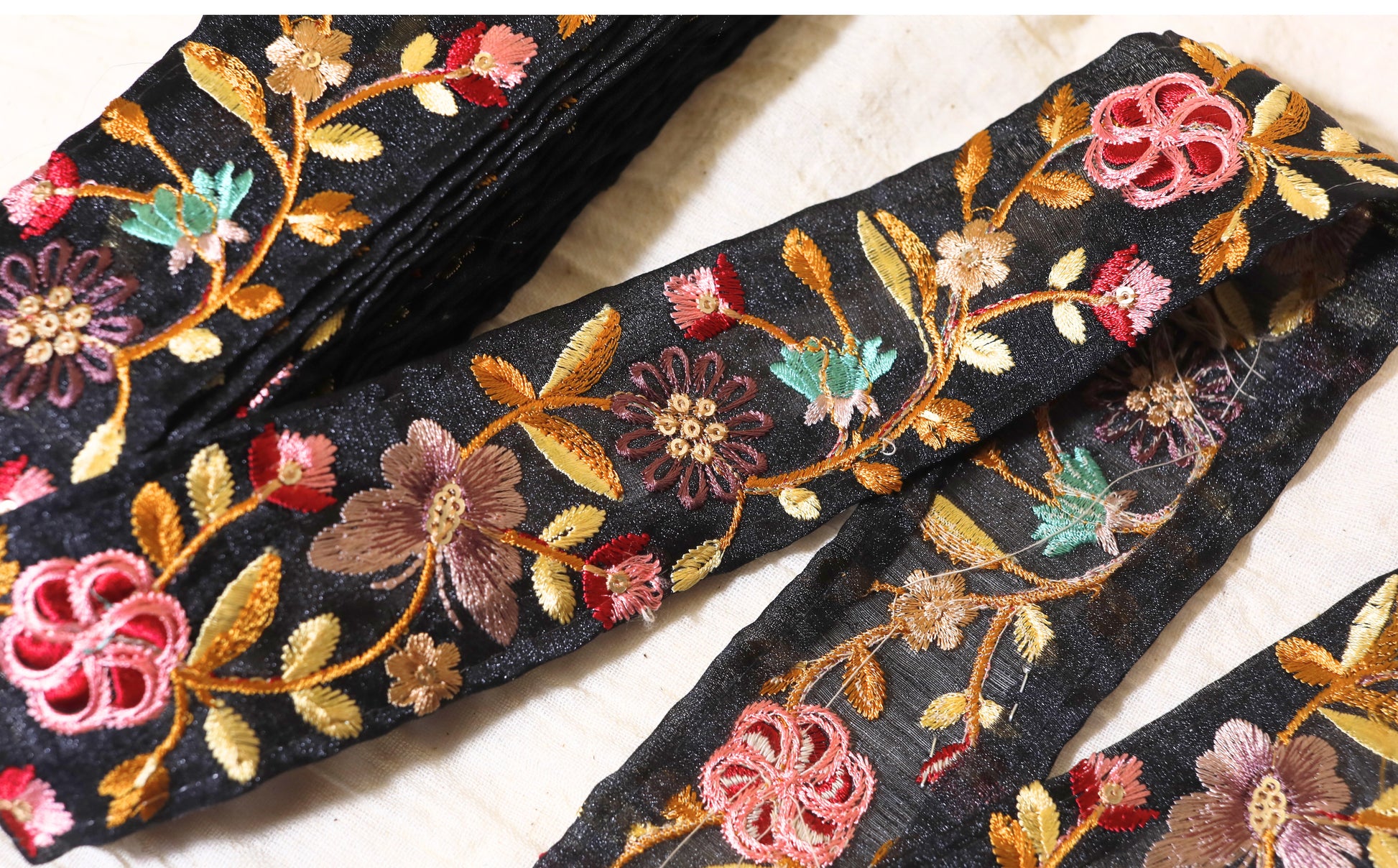 OD2506 Elegant Black Floral Embroidered Trim – Midnight Garden Collection