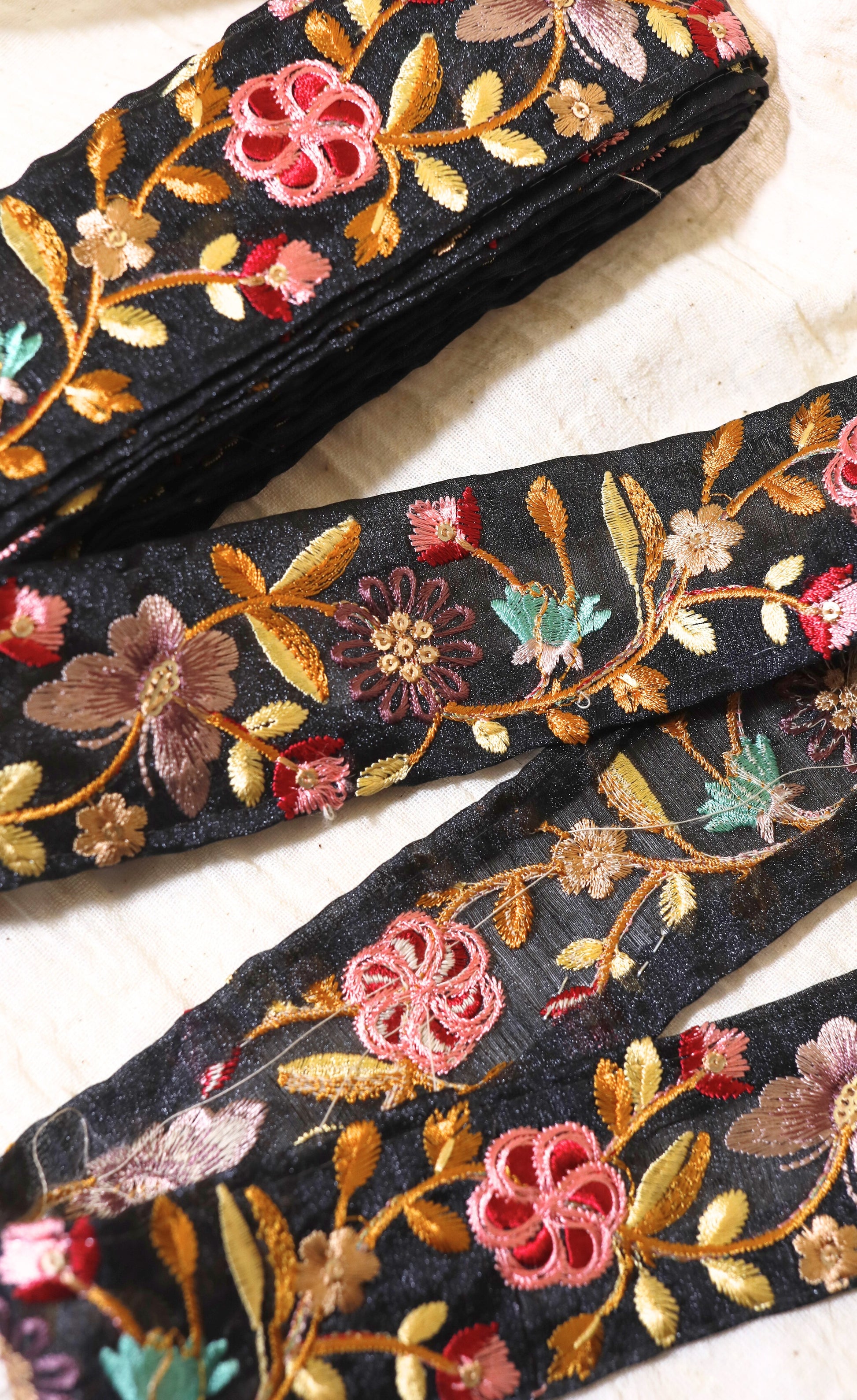 OD2506 Elegant Black Floral Embroidered Trim – Midnight Garden Collection